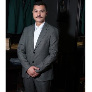 Kostum